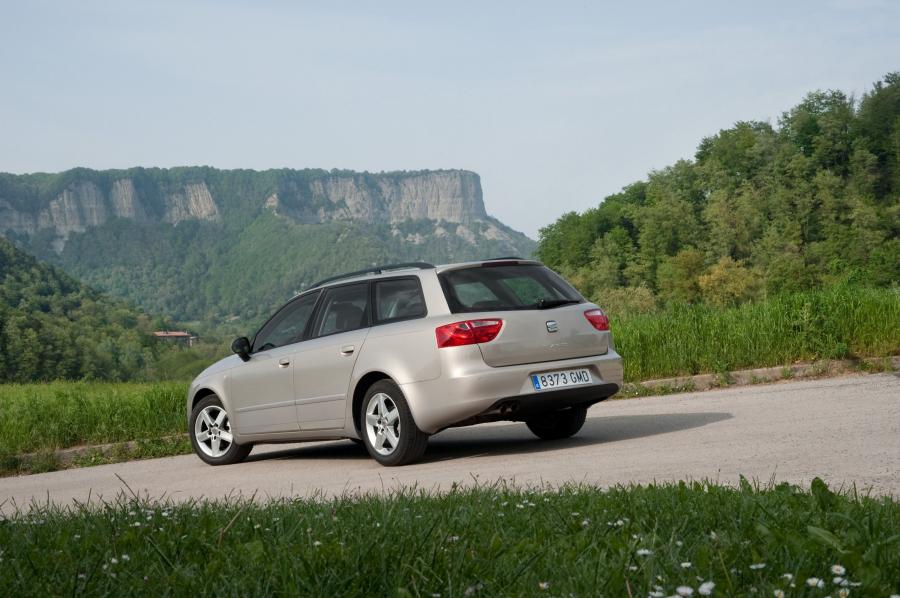  Seat Exeo ST 2009 года  (фото 162 из 203)